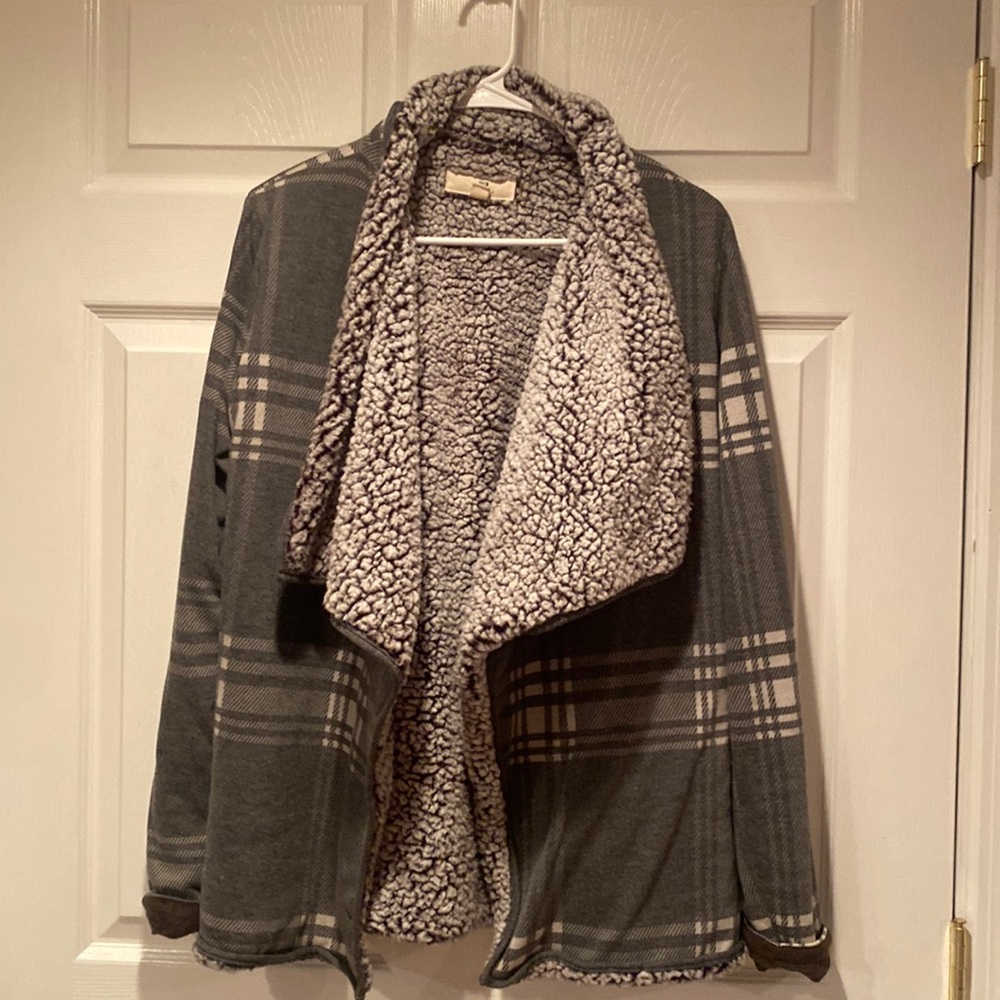 Adorable, thread, supply opened sweater